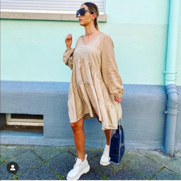 H&M Beige Blogger Favorite A-Line Dress - S - Picture 7 of 10